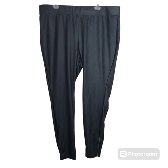 Torrid Faux Leather Legging Full Length Zipper Ankle Moto Goth Black NWT 3X - Picture 1 of 10